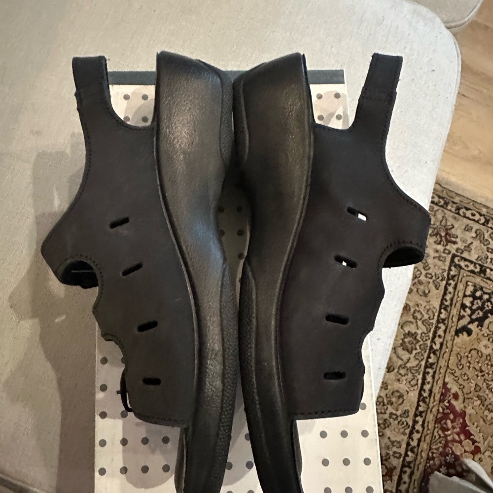 FlexUS by Spring Step Sandals - Picture 8 of 10